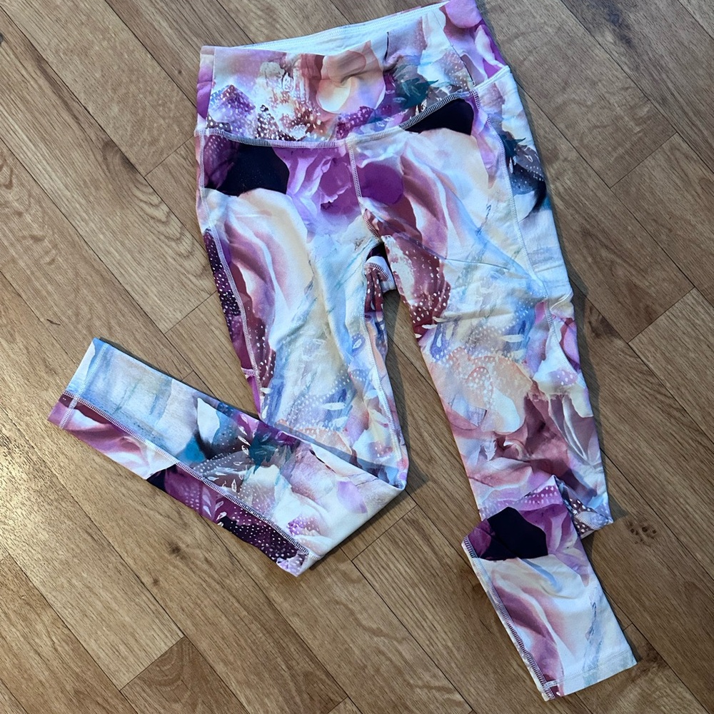CALIA by Carrie Underwood ladies Leggings - Pink and Purple Floral